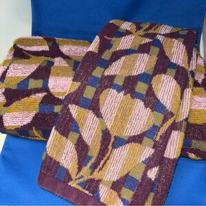 Anthropologie Lot Of 2 Bath And Fingertip Towel MCM Tulips Floral Made Portugal